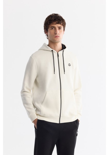 Erkek Beyaz Kapüşonlu 3 İplik Şardonlu Fermuarlı Regular Fit Sweatshirt E001019