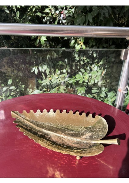 Bakır Ayaklı Sunumluk