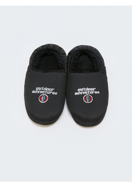 Lcw Steps Siyah Nakışlı Erkek Çocuk Ev Ayakkabısı modelleri