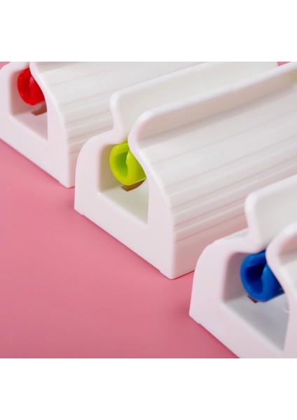 2 Adet Diş Macunu Tüp Krem Sıkma Aparatı Çevirmeli modelleri