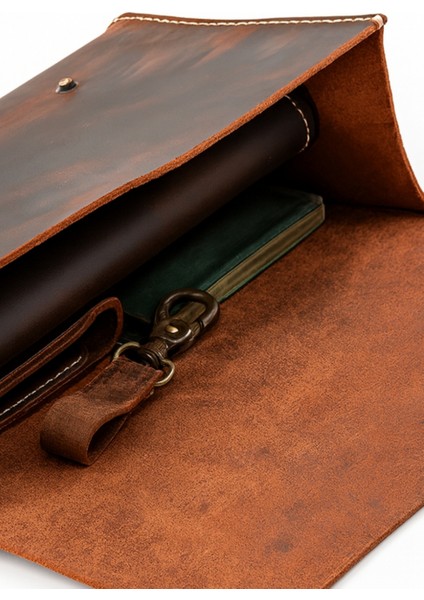 Kum Rengi Deri El Çantası – Günlük Kullanım ve Seyahat Organizeri