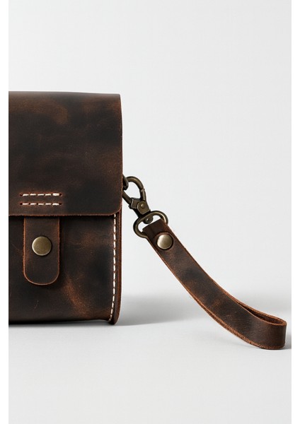 Kahverengi Deri El Çantası – Günlük Kullanım ve Seyahat Organizeri