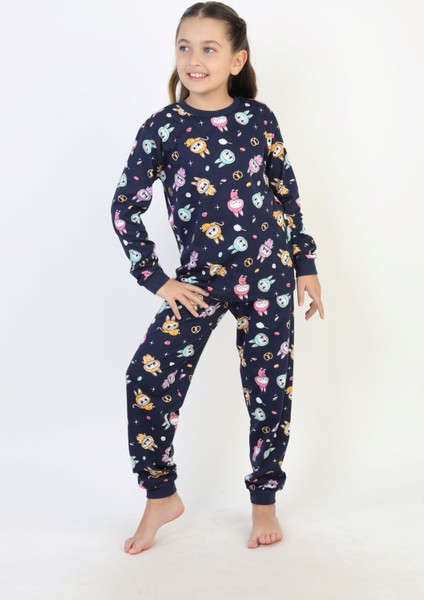 Labubu Desenli Kız Çocuk Takımı fırsatları