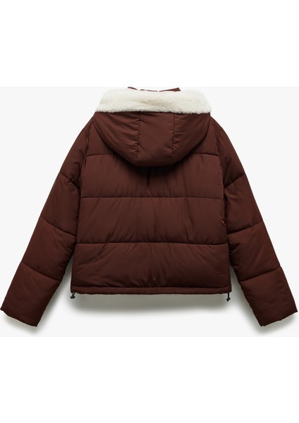 Kapüşonlu Fermuarlı Içi Peluş Çıtçıt Düğmeli Cepli Şişme Mont indirimleri