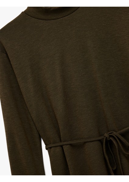 Slim Fit Uzun Kollu Hafif Dik Yaka Kemerli Tişört modelleri