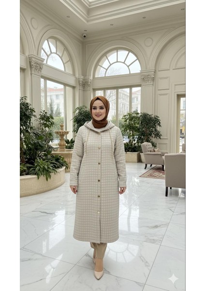 Kadın Kapitone Kapüşonlu Uzun Kaban – Cepli, Astarlı, Kışlık Tesettür Mont