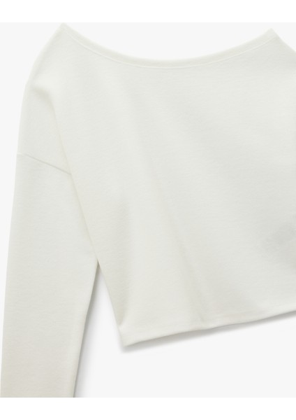 Rahat Kalıp Uzun Kollu Asimetrik Yaka Tişört modelleri