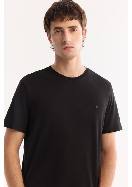 Erkek Siyah Bisiklet Yaka Soft Touch Basic Regular Fit T-Shirt B001171