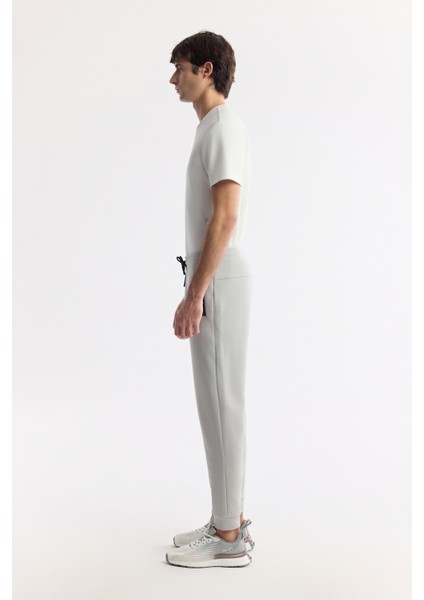 Erkek Gri Beli Lastikli Bağcıklı Bi-Stretch Regular Fit Eşofman Altı B003400