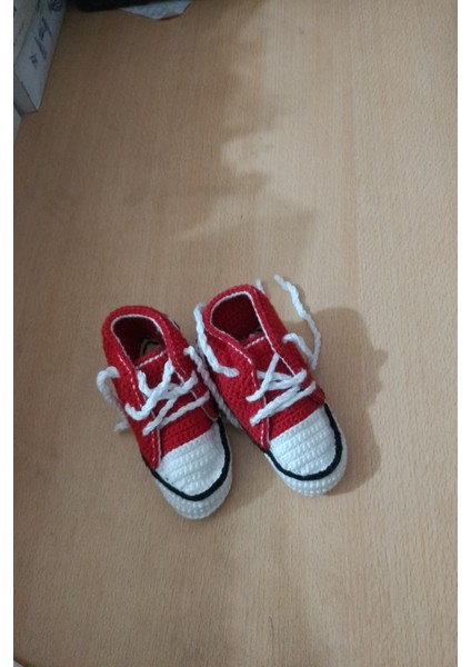 El Örgüsü Bebek Patigi 1 Adet Kırmızı Beyaz Siyah ( 6 Aylk ve 2 Yaş Için ) Kaliteli Şık Güzel