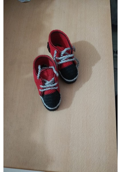 El Örgüsü Bebek Patigi 1 Adet Kırmızı Siyah Gri ( 0 ve 2 Yaş Için ) Kaliteli Şık Güzel modelleri