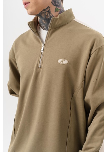 Erkek Pis Dikiş Detaylı Yarım Fermuarlı Diagonel Sweatshirt Haki indirimleri