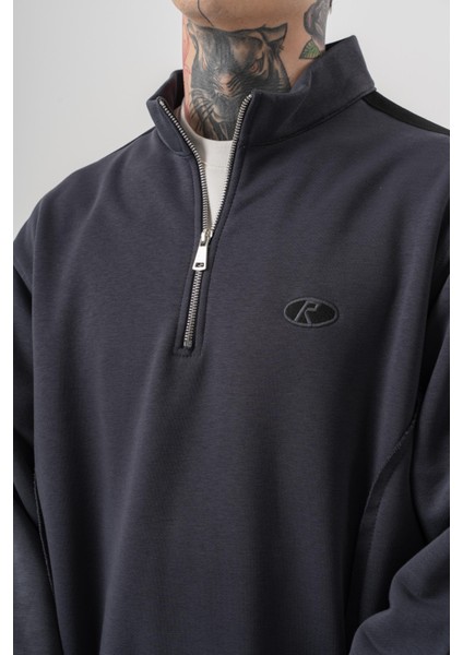 Erkek Pis Dikiş Detaylı Yarım Fermuarlı Diagonel Sweatshirt Füme indirimleri