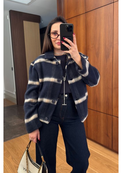 Ekose Desen Tüylü Bomber Mont- Lacivert