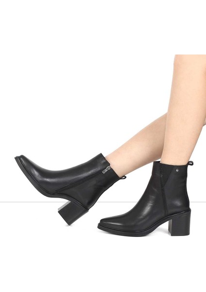 Kadın Siyah Fermuarlı Kalın Topuklu Deri Bot fiyatları