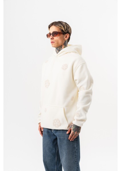 Erkek Süzene Nakış Detaylı Kapüşonlu Oversize Polar Hoodie Ekru fiyatları