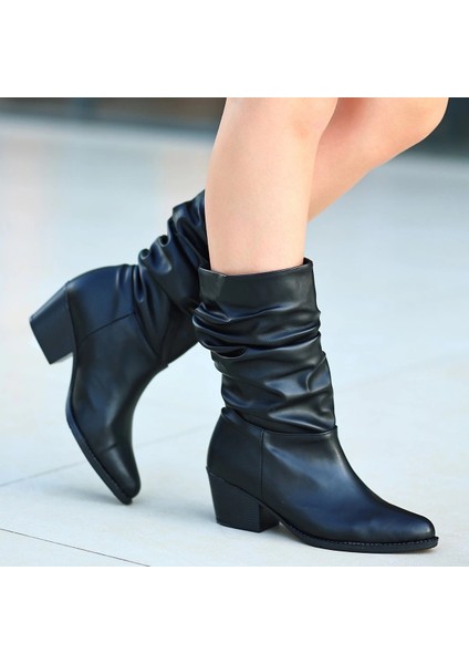 Yior Siyah Cilt Topuklu Bot fırsatları
