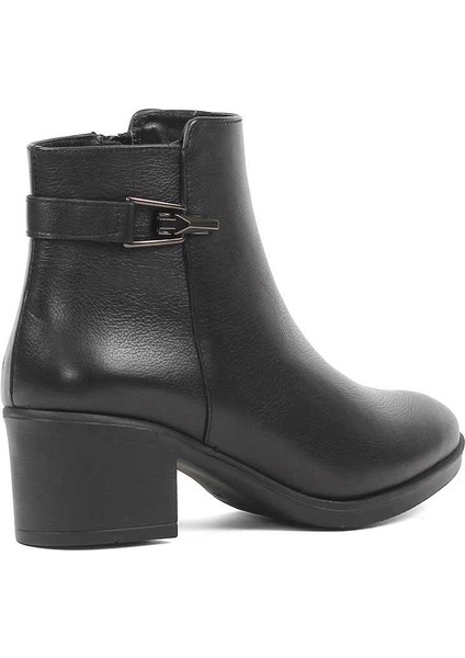 Kadın Siyah Fermuarlı Toka Detaylı Deri Bot fırsatları