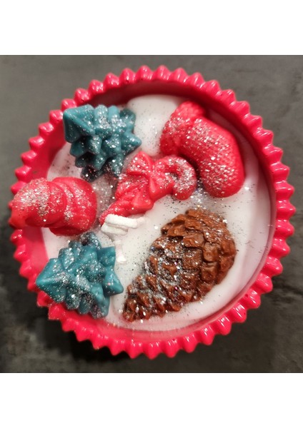 Yılbaşına Özel Kap Içinde Süslü Mum modelleri