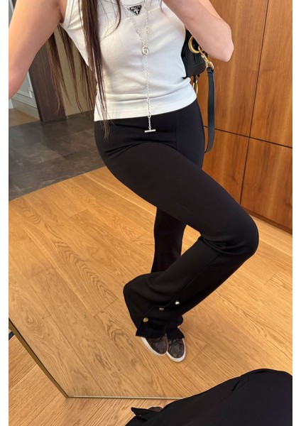 Paçadan Düğmeli Tayt- Siyah fiyatları