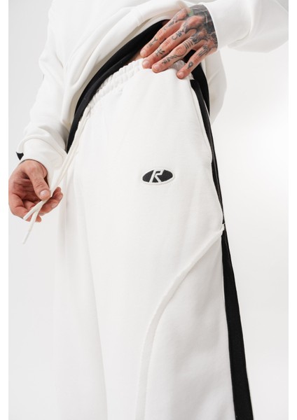 Erkek Pis Dikiş Detaylı Diagonel Baggy Eşofman Altı Ekru