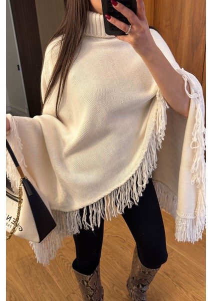 Püsküllü Triko Panço- Ekru fiyatları