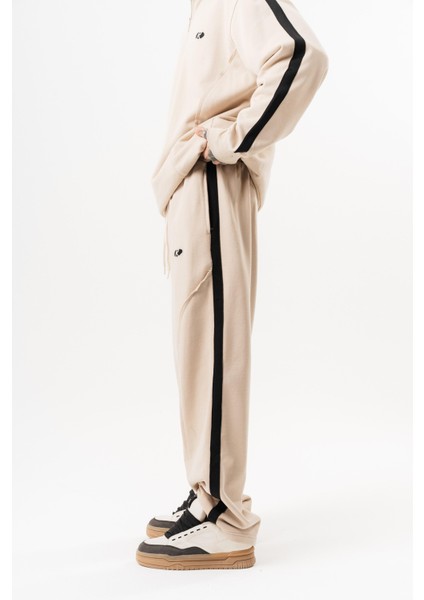 Erkek Pis Dikiş Detaylı Diagonel Baggy Eşofman Altı Bej modelleri