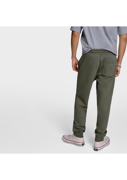 Standard Fit Core Chuck Patch Erkek Haki Pantolon.kj5