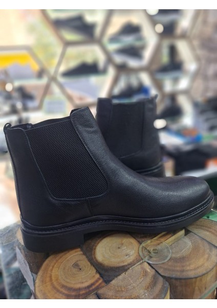 Siyah Chelsea Deri Kaymaz Taban Içi Yünlü Erkek Bot modelleri
