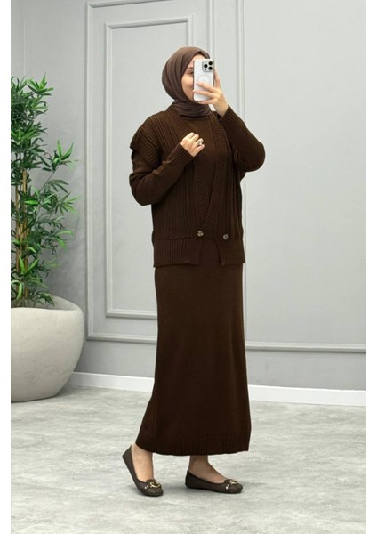 Kadın Düğme Detaylı Sıfır Kol Yelekli Tesettür Elbise