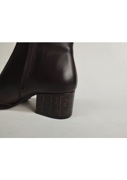 Kadın Hakiki Deri Kroko Detaylı Kahverengi Topuklu Bot