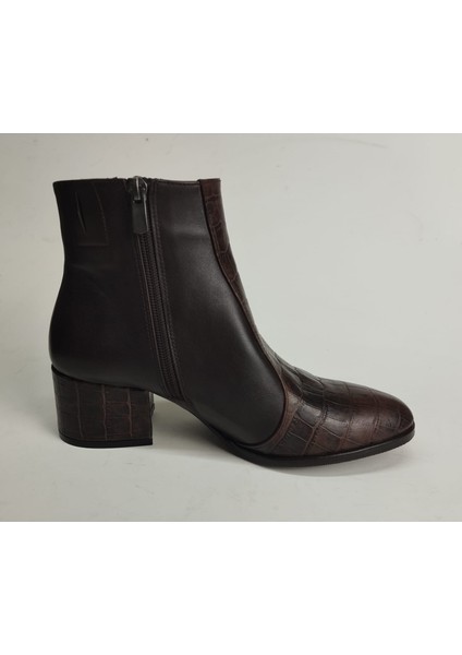Kadın Hakiki Deri Kroko Detaylı Kahverengi Topuklu Bot fiyatları