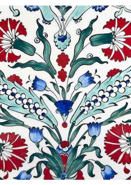 Karanfil ve Mavi Çiçek Desenli Iznik Tabak – Protokol Hediyesi 25 cm fiyatları