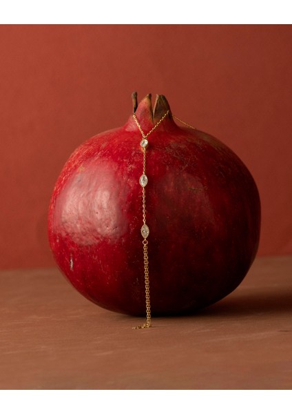 925 Ayar Gümüş Altın Renkli Elips Taşlı Şahmeran – Markiz Minimal Zarif El Zinciri - Silveria Jewels fiyatları