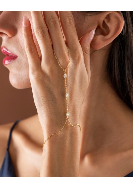 925 Ayar Gümüş Altın Renkli Elips Taşlı Şahmeran – Markiz Minimal Zarif El Zinciri - Silveria Jewels modelleri