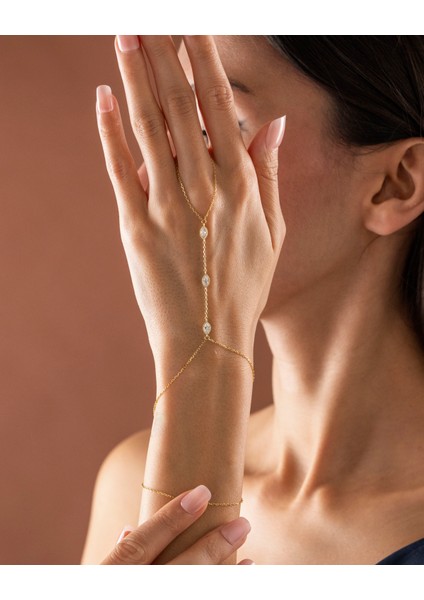 925 Ayar Gümüş Altın Renkli Elips Taşlı Şahmeran – Markiz Minimal Zarif El Zinciri - Silveria Jewels indirimleri