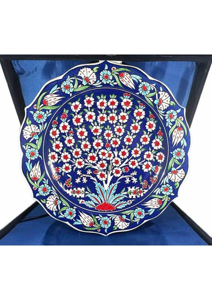 Lacivert Hayat Ağacı Iznik Çini Tabak – Yurtdışı Misafir ve Protokol Hediyesi