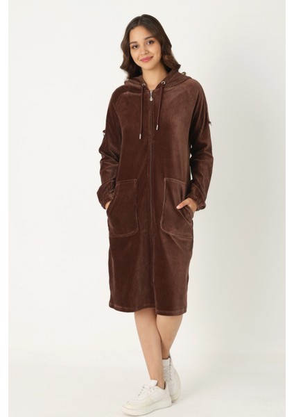 Kadın Haki Kapüşonlu Fermuarlı Pamuklu Kadife Cepli Elbise