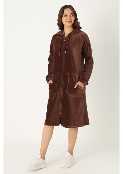 Kadın Haki Kapüşonlu Fermuarlı Pamuklu Kadife Cepli Elbise
