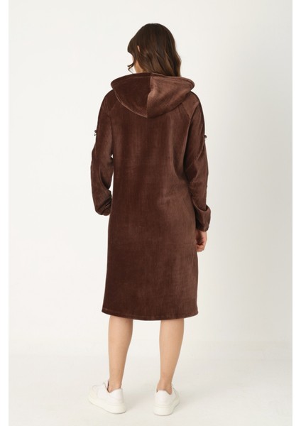Kadın Haki Kapüşonlu Fermuarlı Pamuklu Kadife Cepli Elbise