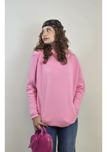 Kadın Kapüşonlu Kanguru Cepli Uzun Kol Oversize Sweatshirt indirimleri