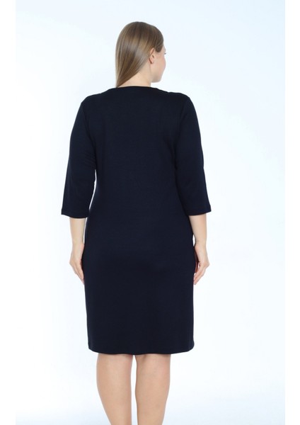 Siyah Şerit Detaylı Cepli Truvakar Kollu Pamuklu Interlok V Yaka Kadın Büyük Beden Elbise indirimleri