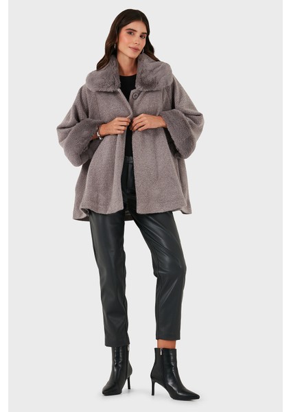 Via Dante Oversize Fit Ceket Yaka Düğmeli Kürk Mont Bayan Mont 6858060