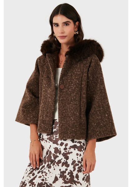 Via Dante Oversize Yumuşak Tüylü Kapüşonlu Truvakar Kol Astarlı Mont Bayan Mont 690919 fırsatları