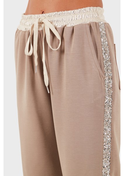 Via Dante Relaxed Fit Normal Bel Düz Paça Pul Detaylı Pantolon Bayan Pantolon 69143450