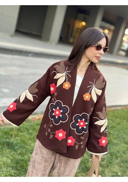 Punch Nakışlı Ceket