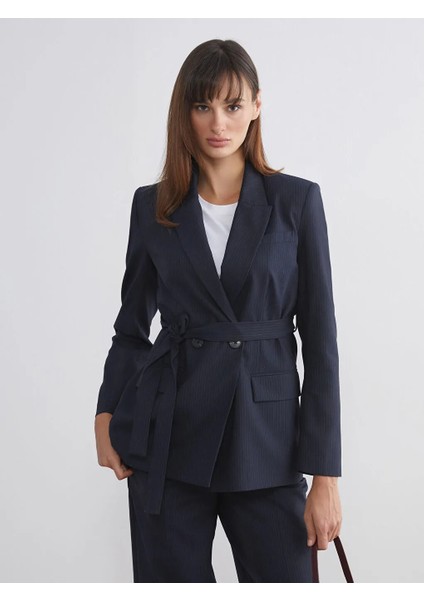 Lcw Vision Lacivert Çizgili Beli Kuşaklı Kadın Blazer Ceket