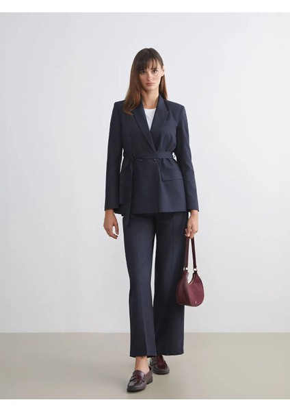 Lcw Vision Lacivert Çizgili Beli Kuşaklı Kadın Blazer Ceket fiyatları