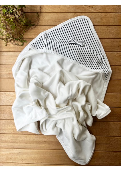 %100 Pamuk Yenidoğan Erkek Bebek Hastane Çıkış Seti 10 Parça – Çizgili Desenli Indigo indirimleri