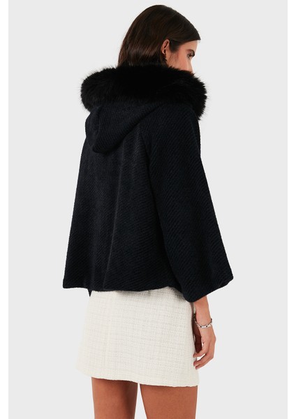 Via Dante Oversize Yumuşak Tüylü Kapüşon Truvakar Kollu Mont Bayan Mont 690920 modelleri